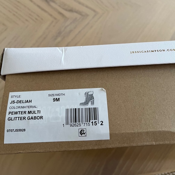 Jessica Simpson Grey Deliah Rhinestone Bootie Size 9  NWT - Picture 7 of 15